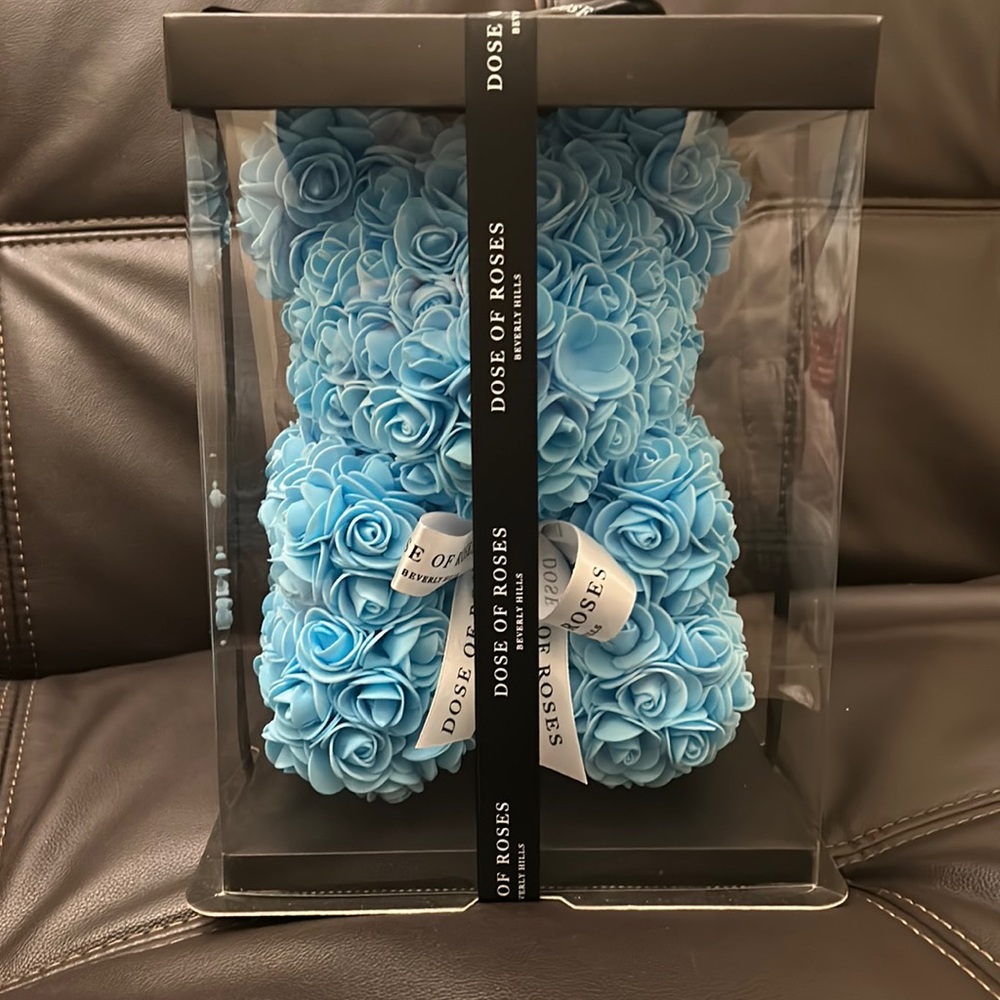 Dose of Roses Blue Rose Bear